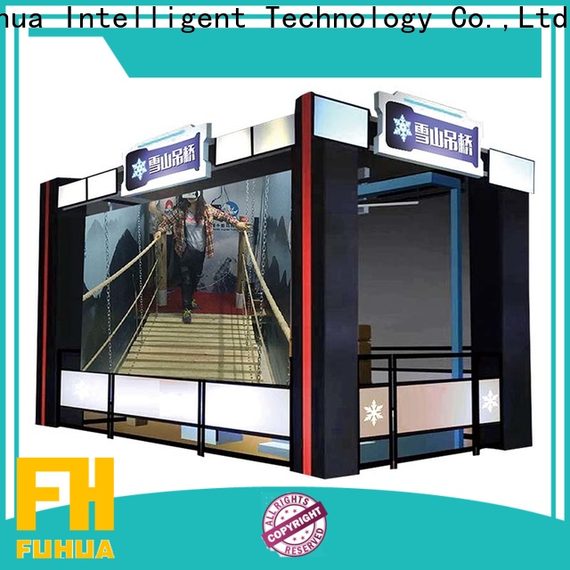 Fuhua entertainment virtual reality bridge with the real environment for zoo